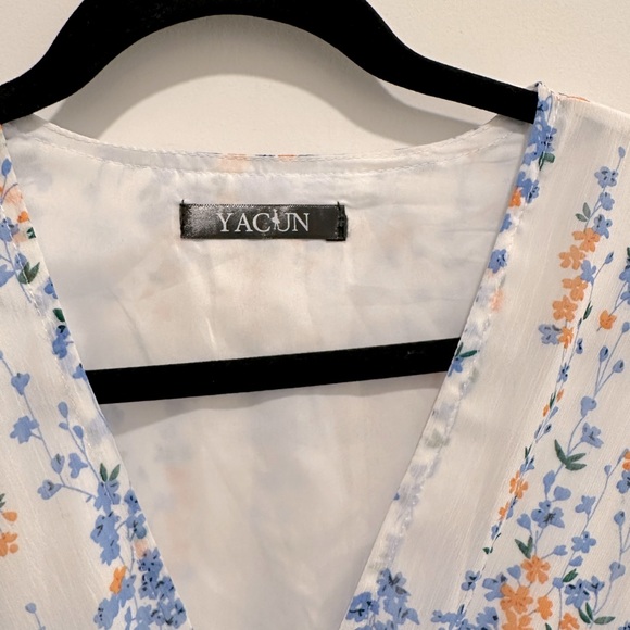 Yacun, floral dress, balloon sleeve, white, blue, orange, size M, good condition - Picture 3 of 3